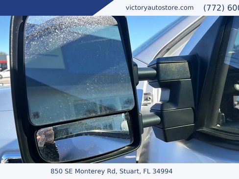 Used 2018 Nissan Titan PRO-4X w/ Pro-4x Utility Package image 17