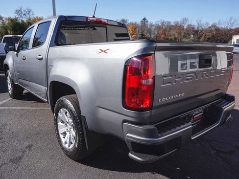 Used 2022 Chevrolet Colorado LT w/ LT Convenience Package image 7