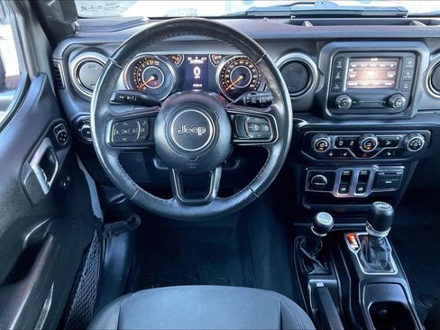 Used 2019 Jeep Wrangler Sport image 8