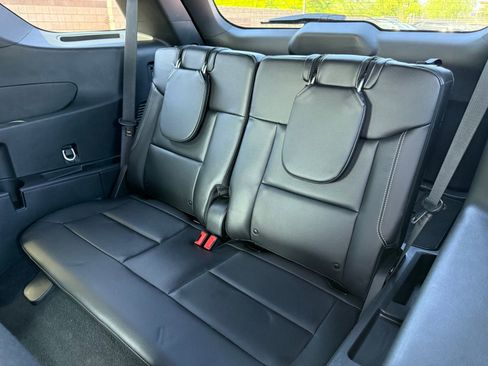 Used 2023 Ford Explorer ST w/ Equipment Group 401A AWD/4WD image 9