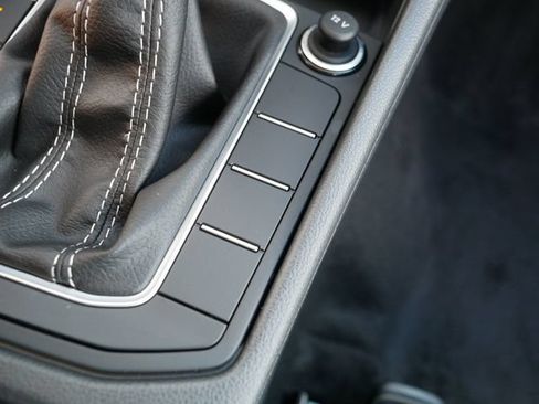 Certified 2026 Volkswagen Jetta S FWD image 33