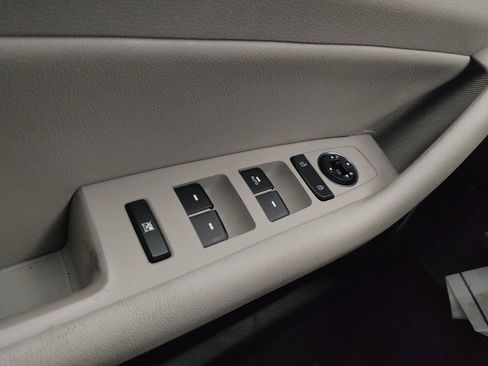 Used 2015 Hyundai Sonata SE w/ Option Group 09 FWD image 27
