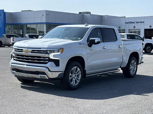 New 2026 Chevrolet Silverado 1500 LTZ w/ Technology Package AWD/4WD image 16