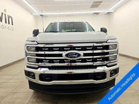 New 2026 Ford F350 XLT w/ XLT Premium Package AWD/4WD image 8