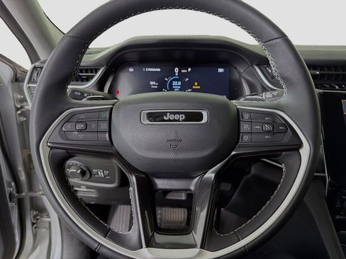 Used 2023 Jeep Grand Cherokee L Laredo w/ Luxury Tech Group I RWD image 13