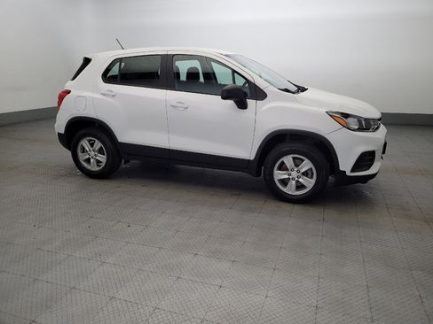 Used 2019 Chevrolet Trax LS image 11