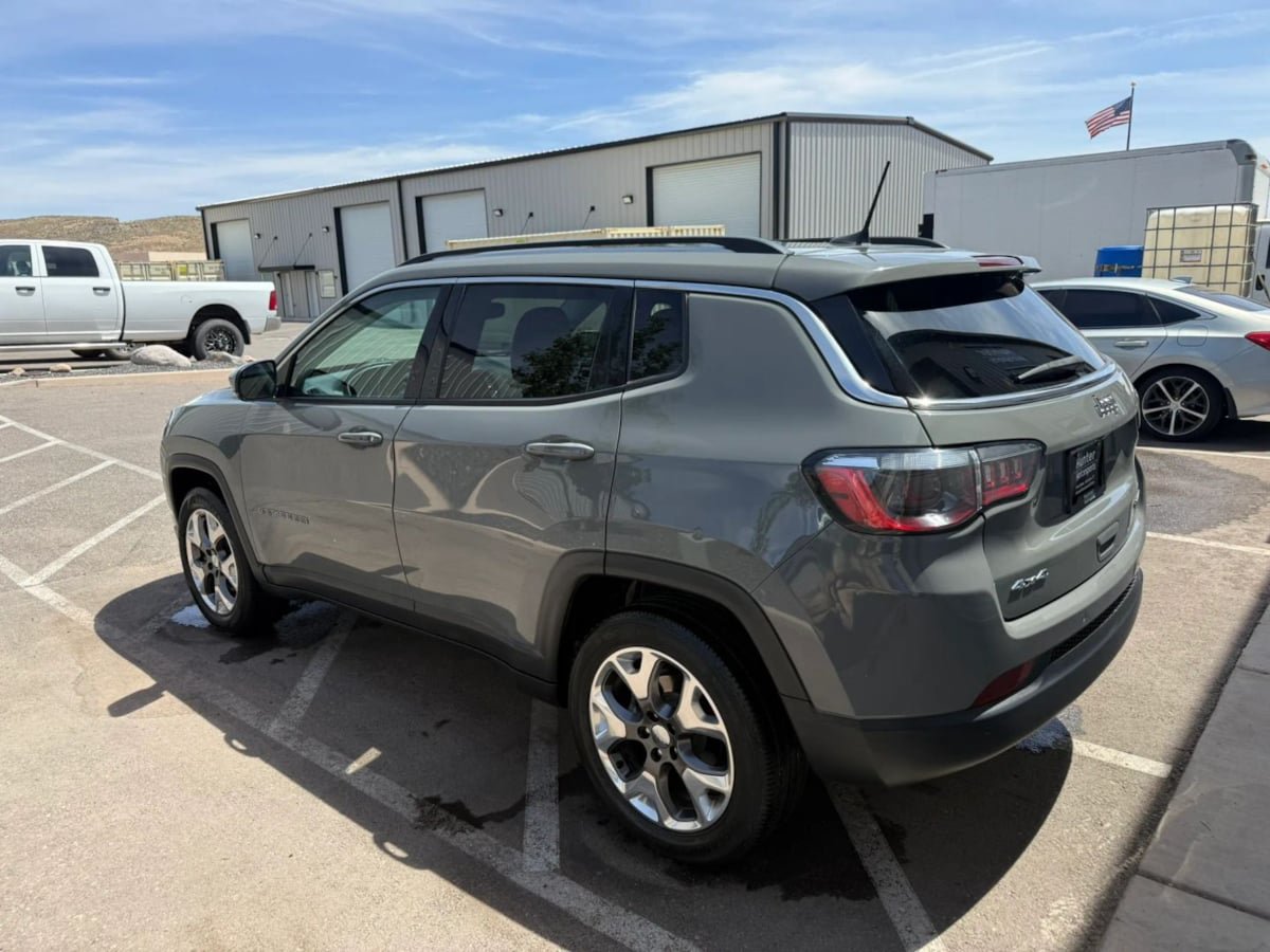 Used 2021 Jeep Compass Limited AWD/4WD image 5