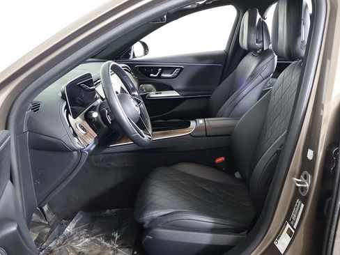 Used 2025 Mercedes-Benz E 450 4MATIC Sedan w/ Multicontour Seating Package image 34