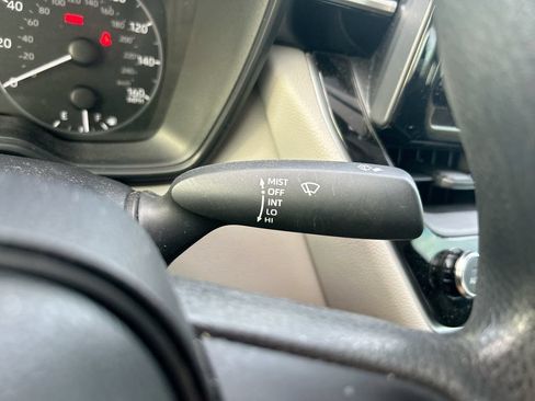 Used 2024 Toyota Corolla LE FWD image 18