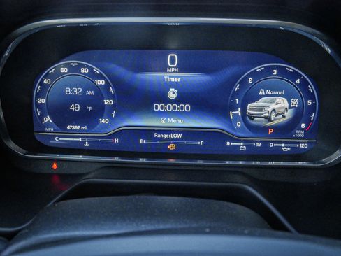 Used 2023 Chevrolet Tahoe High Country image 22