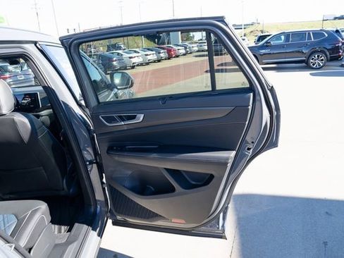 New 2026 Volkswagen Atlas Cross Sport SEL Premium R-Line image 14