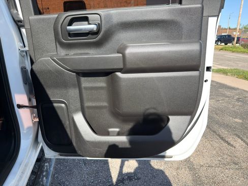 Used 2023 Chevrolet Silverado 2500 W/T w/ Gooseneck/5TH Wheel Package AWD/4WD image 30