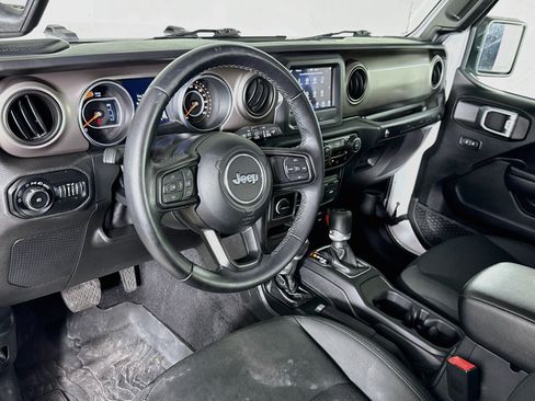 Used 2021 Jeep Wrangler Unlimited Sport AWD/4WD image 8