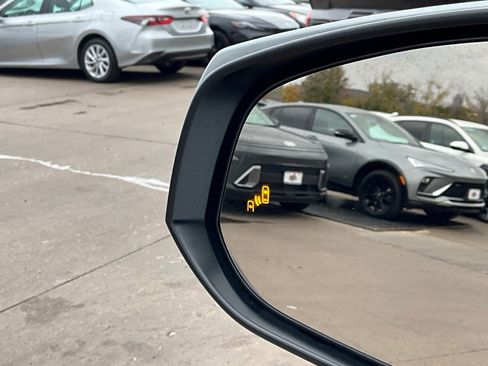 Used 2025 Toyota Grand Highlander FWD image 21