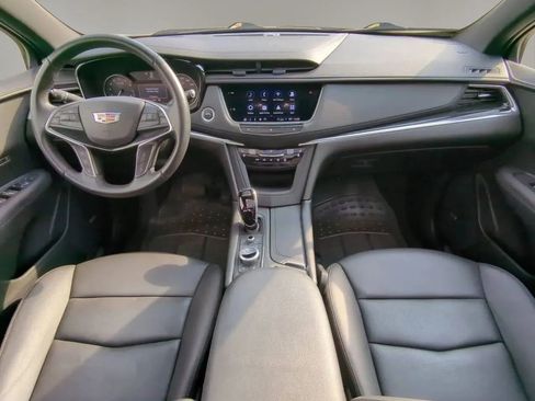 Used 2021 Cadillac XT5 Premium Luxury AWD/4WD image 19
