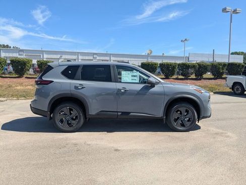 New 2026 Nissan Rogue SV FWD image 2