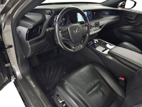 Used 2019 Lexus LS 500h AWD image 16