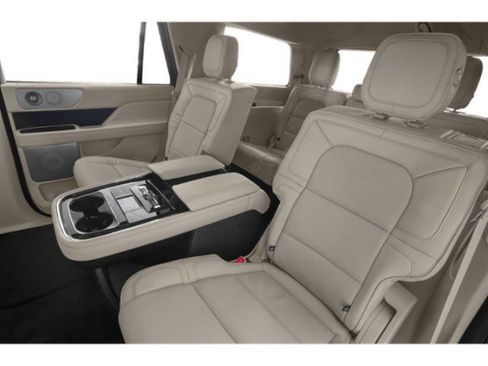 Used 2021 Lincoln Navigator Reserve RWD image 14