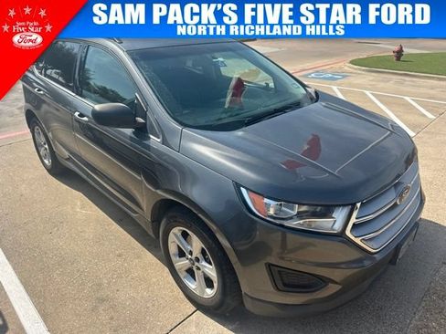 Used 2015 Ford Edge SE FWD image 3