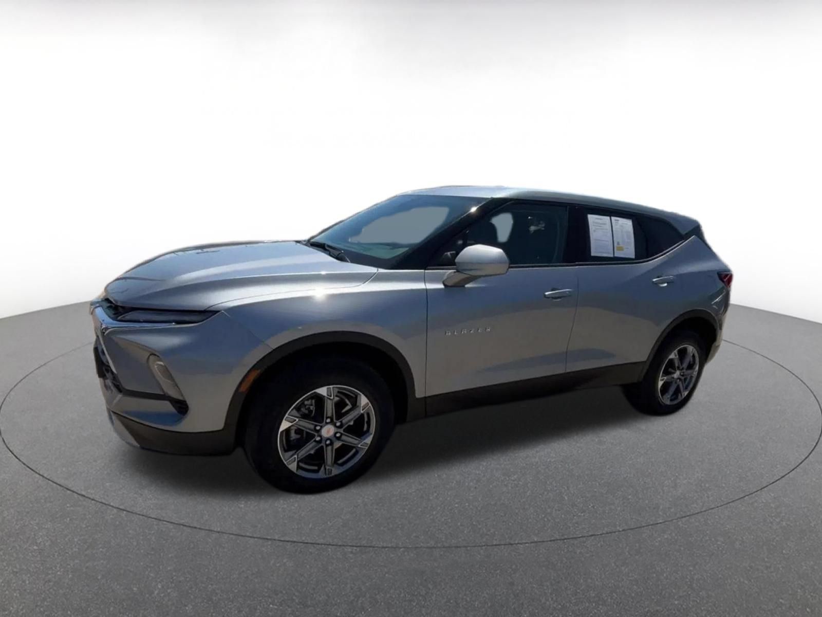 Used 2026 Chevrolet Blazer LT AWD/4WD image 8
