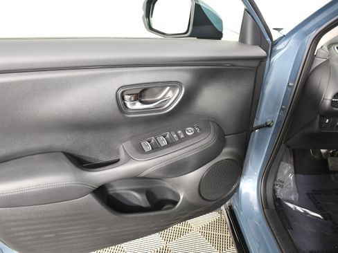 Certified 2024 Honda HR-V EX-L image 35