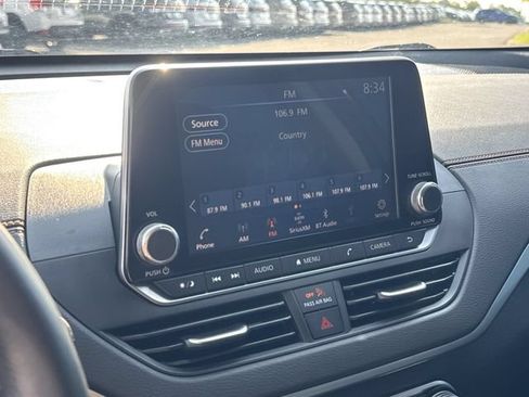 Used 2022 Nissan Altima 2.5 SR FWD image 17
