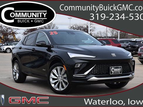 New 2025 Buick Envista Avenir image 1