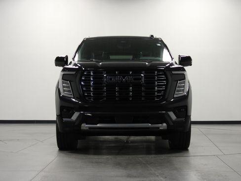 Used 2026 GMC Yukon Denali Ultimate AWD/4WD image 9