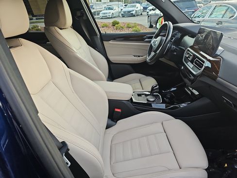 Used 2022 BMW X3 M40i image 10