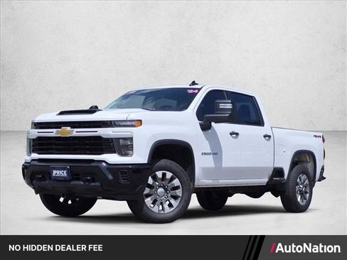 Used 2024 Chevrolet Silverado 2500 Custom w/ Custom Convenience Package AWD/4WD image 1