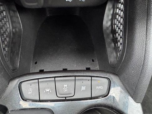 Used 2024 Chevrolet TrailBlazer LT image 18