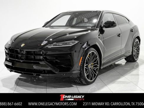 Used 2025 Lamborghini Urus SE image 1