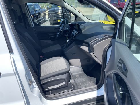 Used 2022 Ford Transit Connect XL FWD image 12