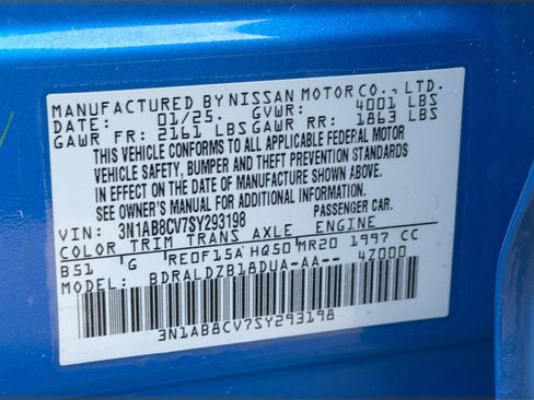 Used 2025 Nissan Sentra SV image 12