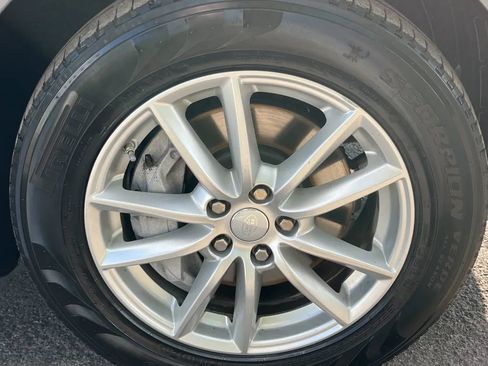 Used 2021 Land Rover Range Rover AWD/4WD image 12