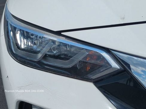 Used 2022 Nissan Sentra SV FWD image 11