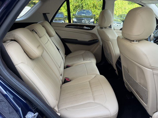 Used 2019 Mercedes-Benz GLE 400 4MATIC image 30