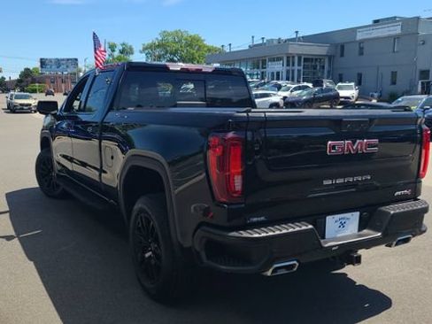 Used 2021 GMC Sierra 1500 AT4 w/ AT4 Premium Package AWD/4WD image 5