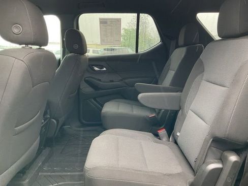 Used 2023 Chevrolet Traverse LT w/ LPO, Floor Liner Package AWD/4WD image 8