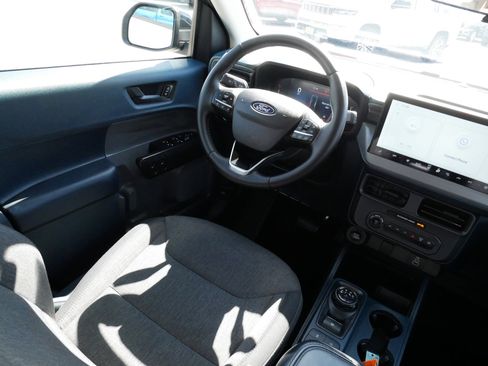 Used 2025 Ford Maverick XLT w/ XLT Luxury Package AWD/4WD image 9