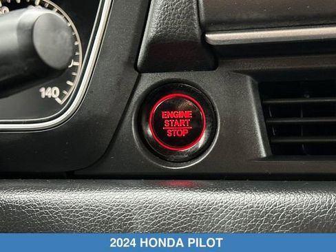 Certified 2024 Honda Pilot Touring image 27