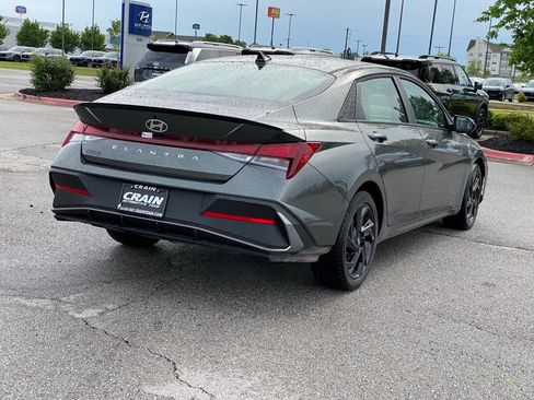 Certified 2026 Hyundai Elantra Sport FWD image 7