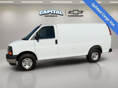 New 2025 Chevrolet Express 2500 Work Van w/ Driver Convenience Package image 2