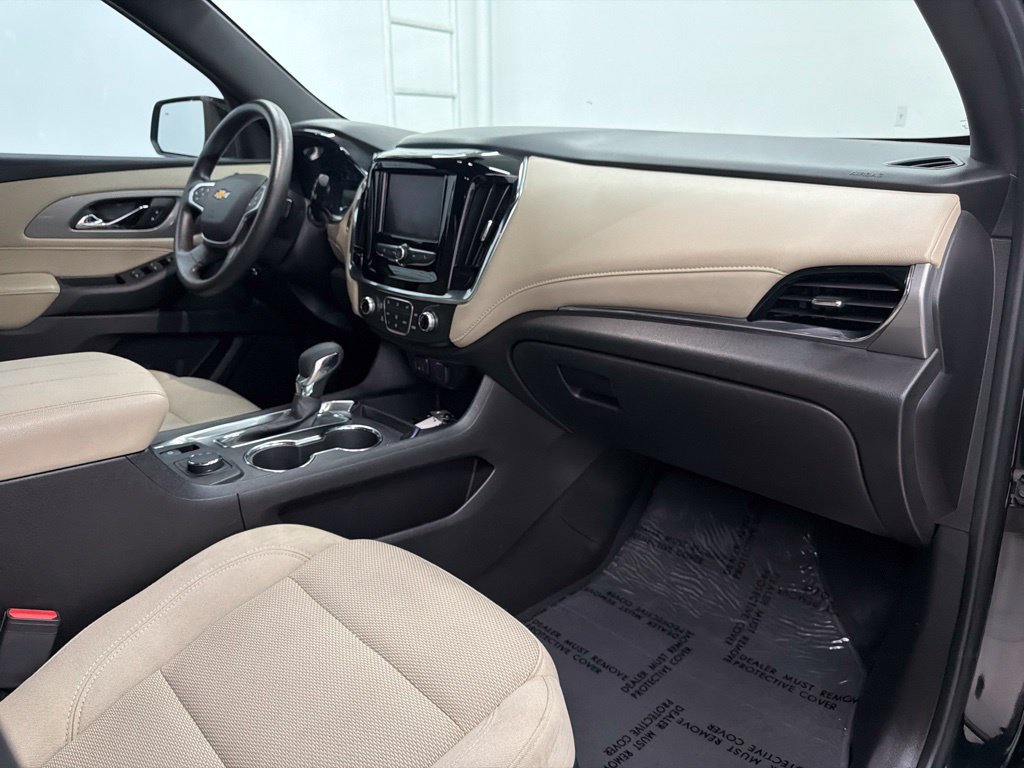 Used 2023 Chevrolet Traverse LS w/ Safety Package FWD image 32