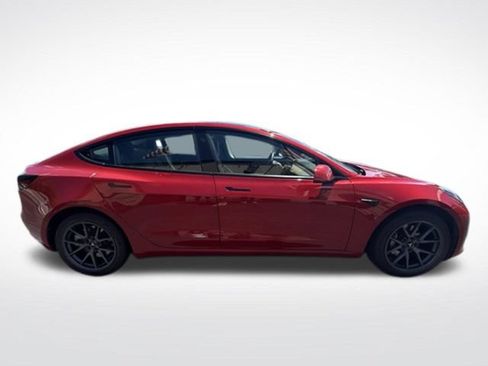 Used 2023 Tesla Model 3 Standard Range RWD image 2