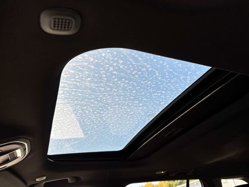 New 2025 Jeep Grand Cherokee 4WD image 10