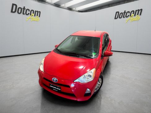 Used 2014 Toyota Prius C Four image 1