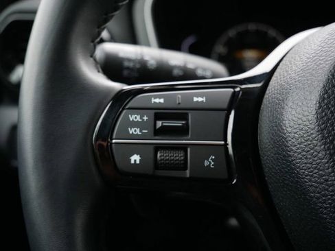 Used 2025 Honda Pilot EX-L image 19