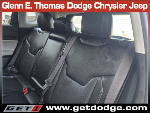 Certified 2022 Jeep Compass Limited w/ Mopar Graphics Package image 24