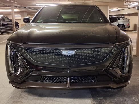 New 2026 Cadillac Lyriq V w/ Exterior Carbon Fiber Package image 2